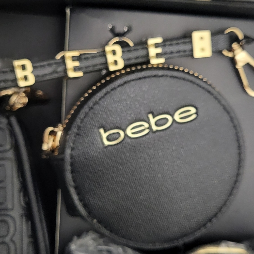 Bebe 5-Piece Crossbody Gift Set – Chic, Stylish & Ready to Shine! - Picture 3 of 6